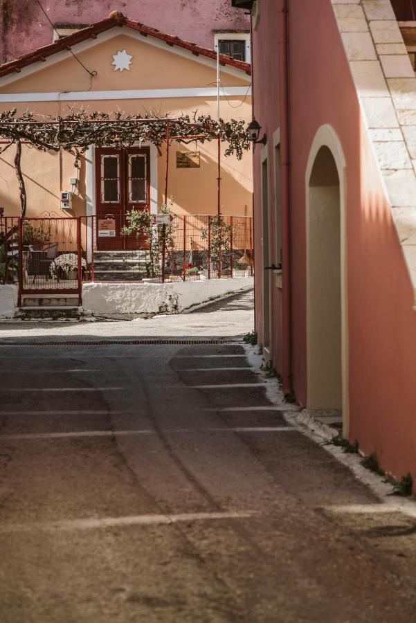 The Village Cottage - Benitses Benitses  Bagian luar foto